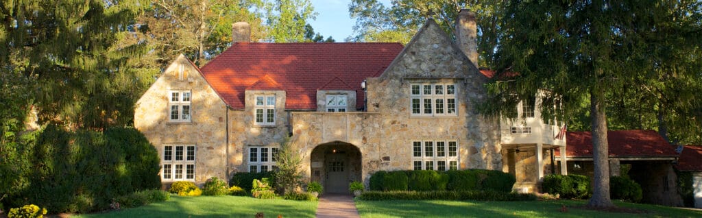 the front of Battle House